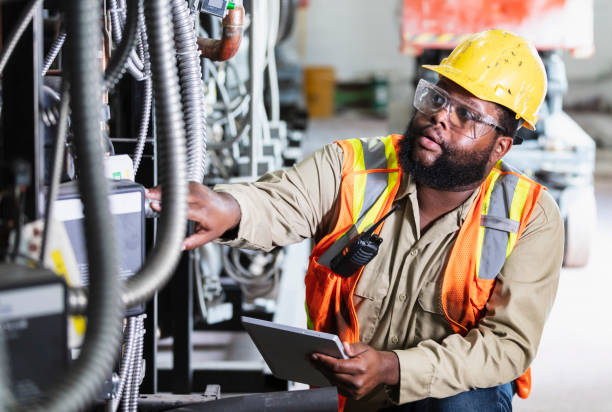 Best Best Electricians Near Me  in Forest Hills, PA